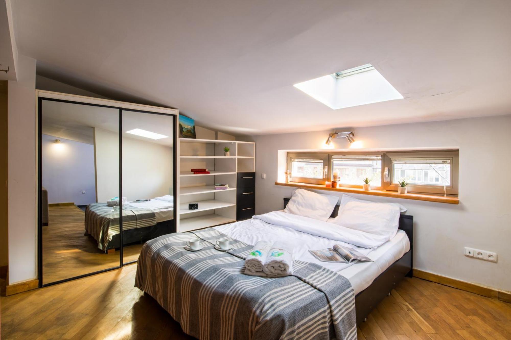 Residence Nalbandyan 96 耶烈万 外观 照片